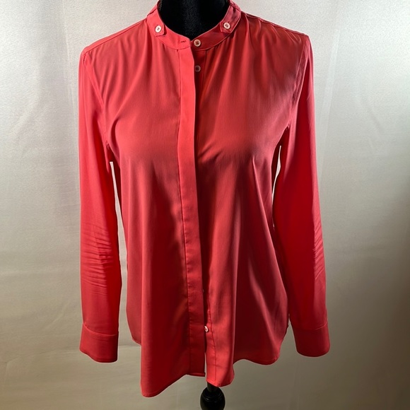𝅺Pink Court &Rowe button down shirt, size S, 100% polyester. - Picture 1 of 4